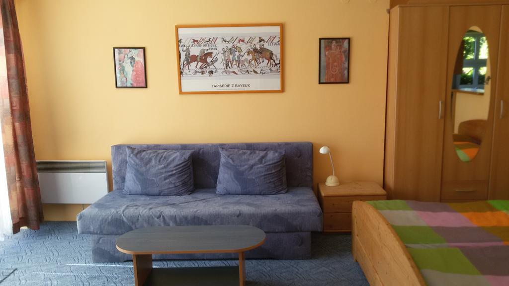 Rožnov pod Radhoštěm Apartment Amelie מראה חיצוני תמונה