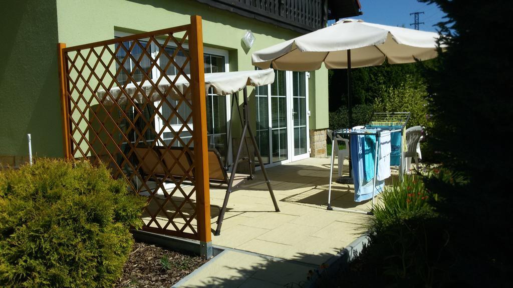 Rožnov pod Radhoštěm Apartment Amelie מראה חיצוני תמונה
