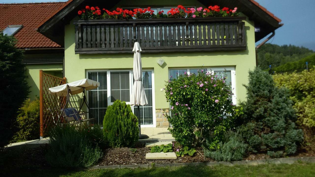 Rožnov pod Radhoštěm Apartment Amelie מראה חיצוני תמונה